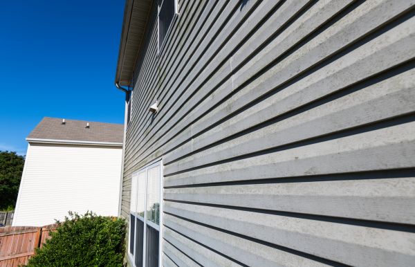 Cost of Vinyl Siding Panel Replacement in Mason